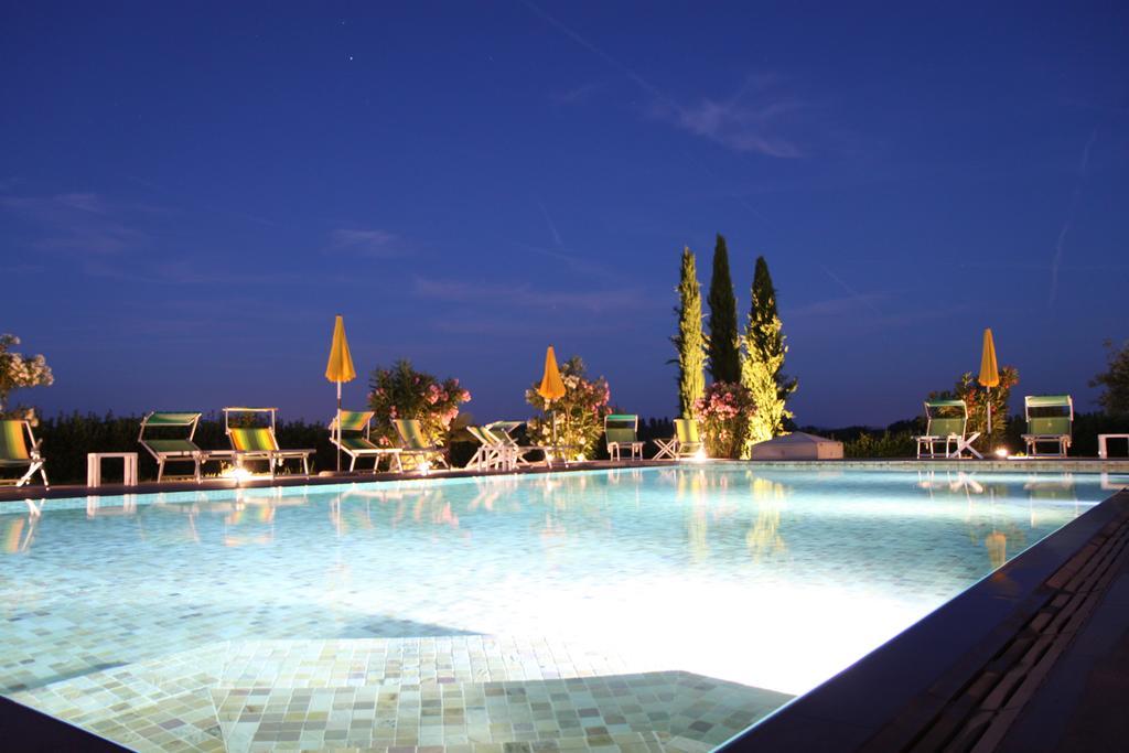 Agriturismo Verbena カスティリオーネ・デル・ラーゴ エクステリア 写真