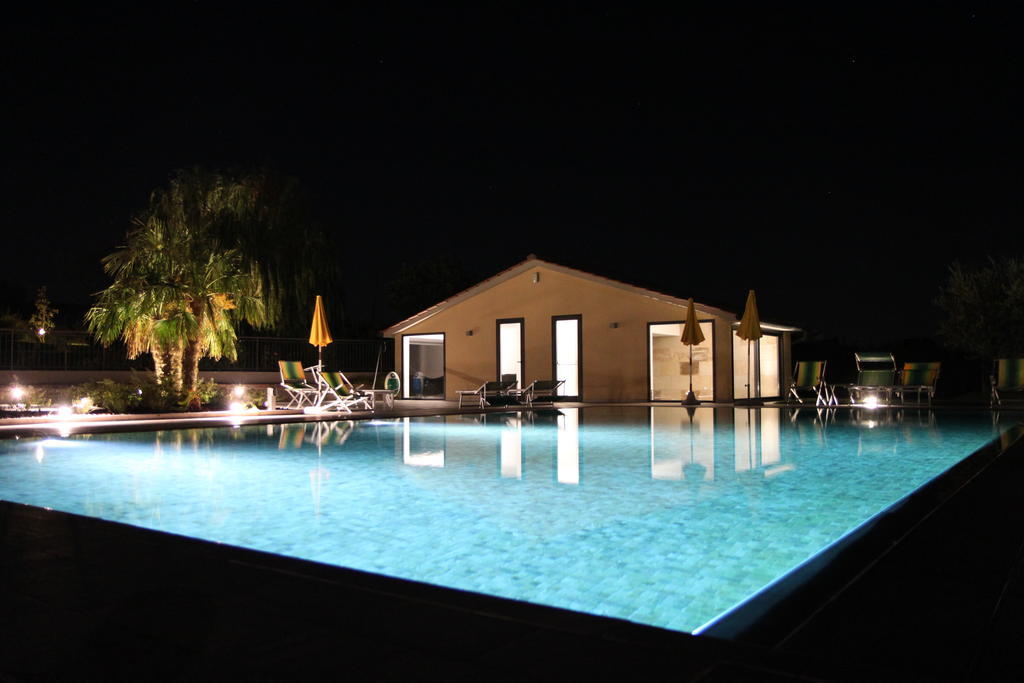 Agriturismo Verbena カスティリオーネ・デル・ラーゴ エクステリア 写真